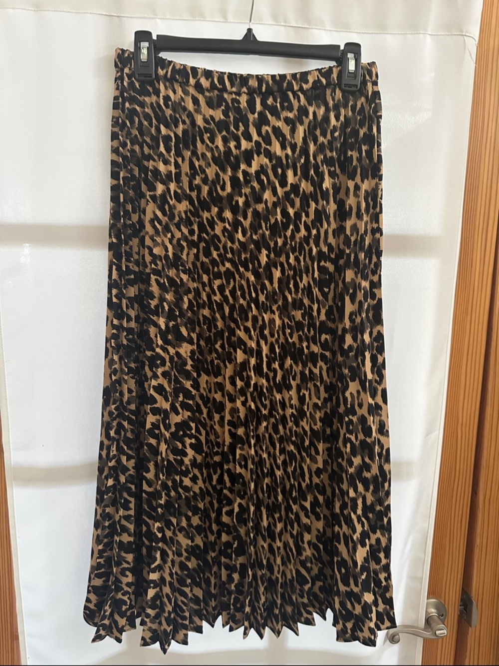 Halogen Pleated Leopard Print Midi Skirt -